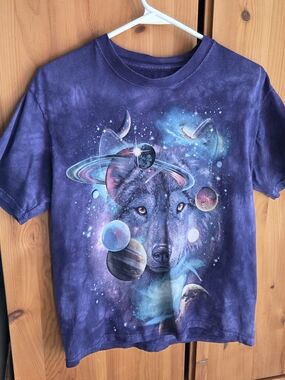 The Mountain Men's Purple Tie Dye Wolf & Planets Graphic Print Tee Shirt Size Sm